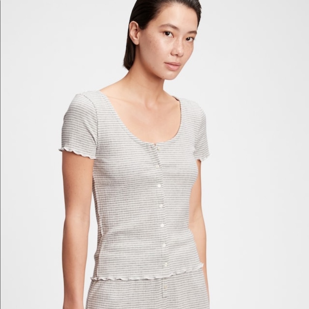 Gap Adult Modal Ribbed T-Shirt lounge‎ pajama shirt in grey stripe